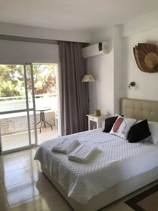 Estudio Torre De Andalucia マルベーリャ アパート